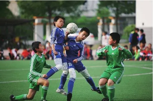 深圳王之者足球：如何组织青少年最喜欢的小场地训练赛？