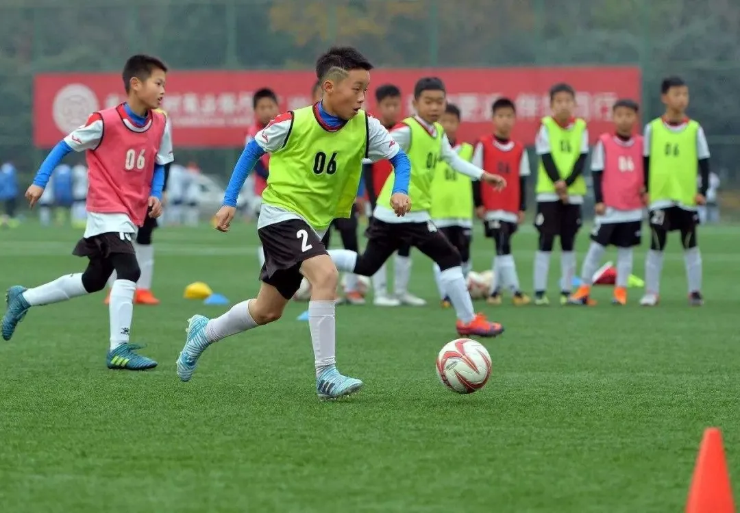 深圳王之者足球： 如何克服孩子们常见的运动恐惧？
