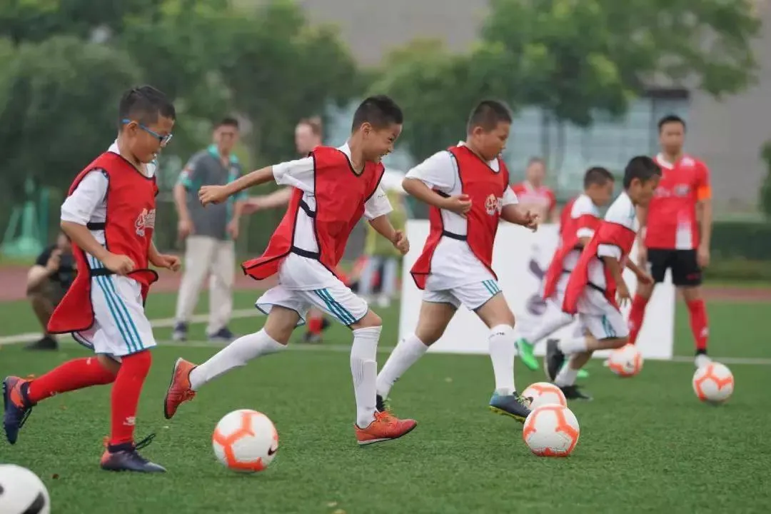 深圳王之者足球：青少年球员身体训练应遵循的基本原则