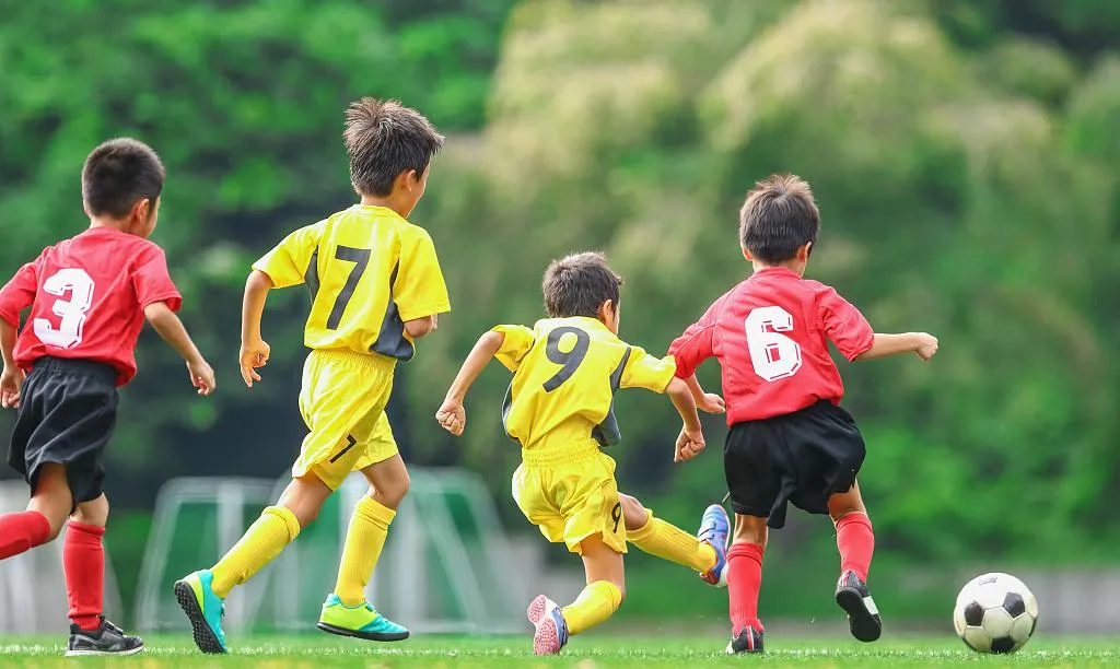 深圳王之者足球：做99%的青少年足球运动员不会做的事！