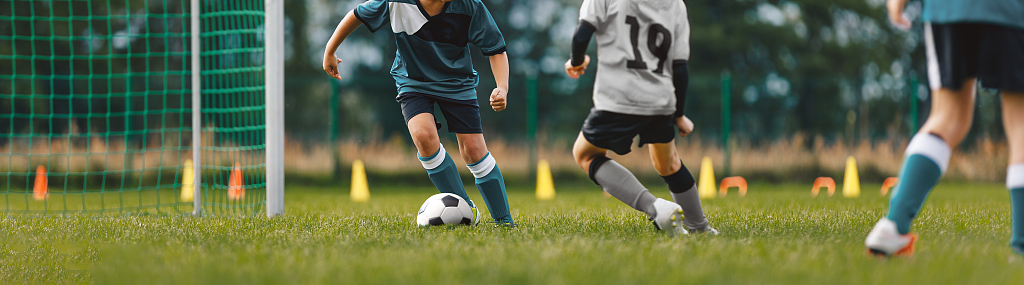 深圳王之者足球：用幼儿足球“比赛”，让孩子产生继续踢球的欲望