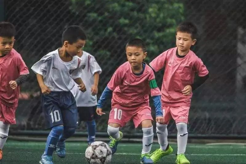 深圳王之者足球：让孩子们通过踢球找回久违的快乐！