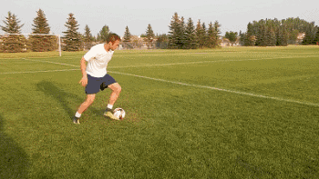 深圳王之者足球：五个让你快速提升球感的训练动作